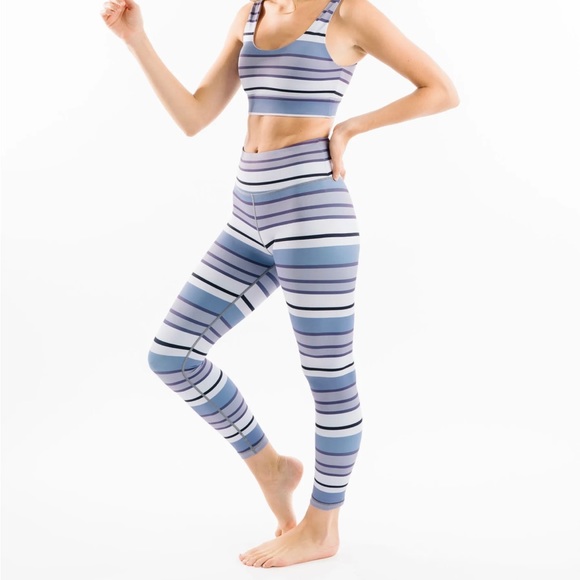 Purple Horizon Light n Tight Hi-rise 7/8 24" - Picture 2 of 4